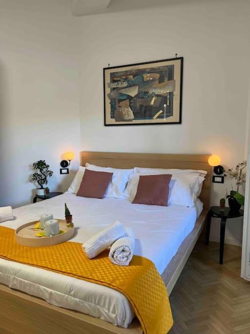 3 Fermate Dal Colosseo - Casa Vacanze Elena - 50 M Da Metro Garbatella Róma Kültér fotó